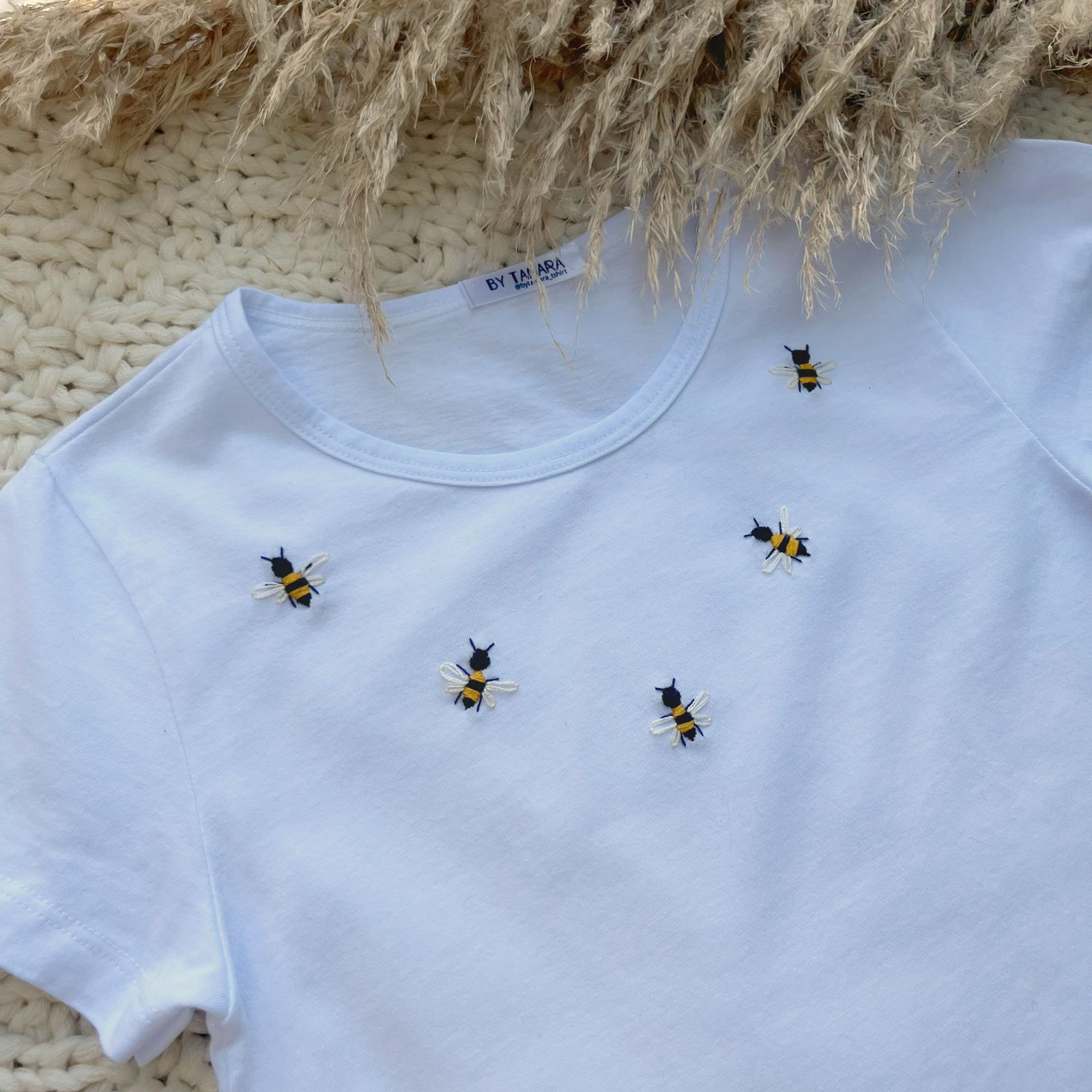 Camiseta Infantil Bee