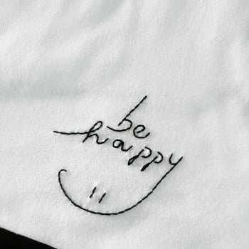 Camiseta Be Happy