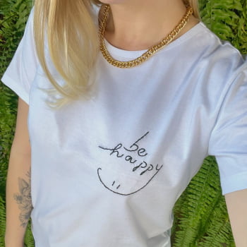 Camiseta Be Happy