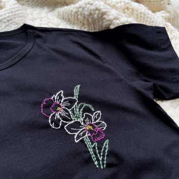 Camiseta Orquídea