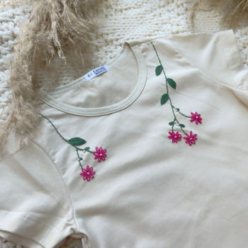 Camiseta Infantil Livia