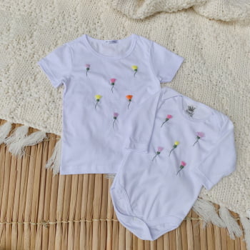 Camiseta Infantil Jardim Florido